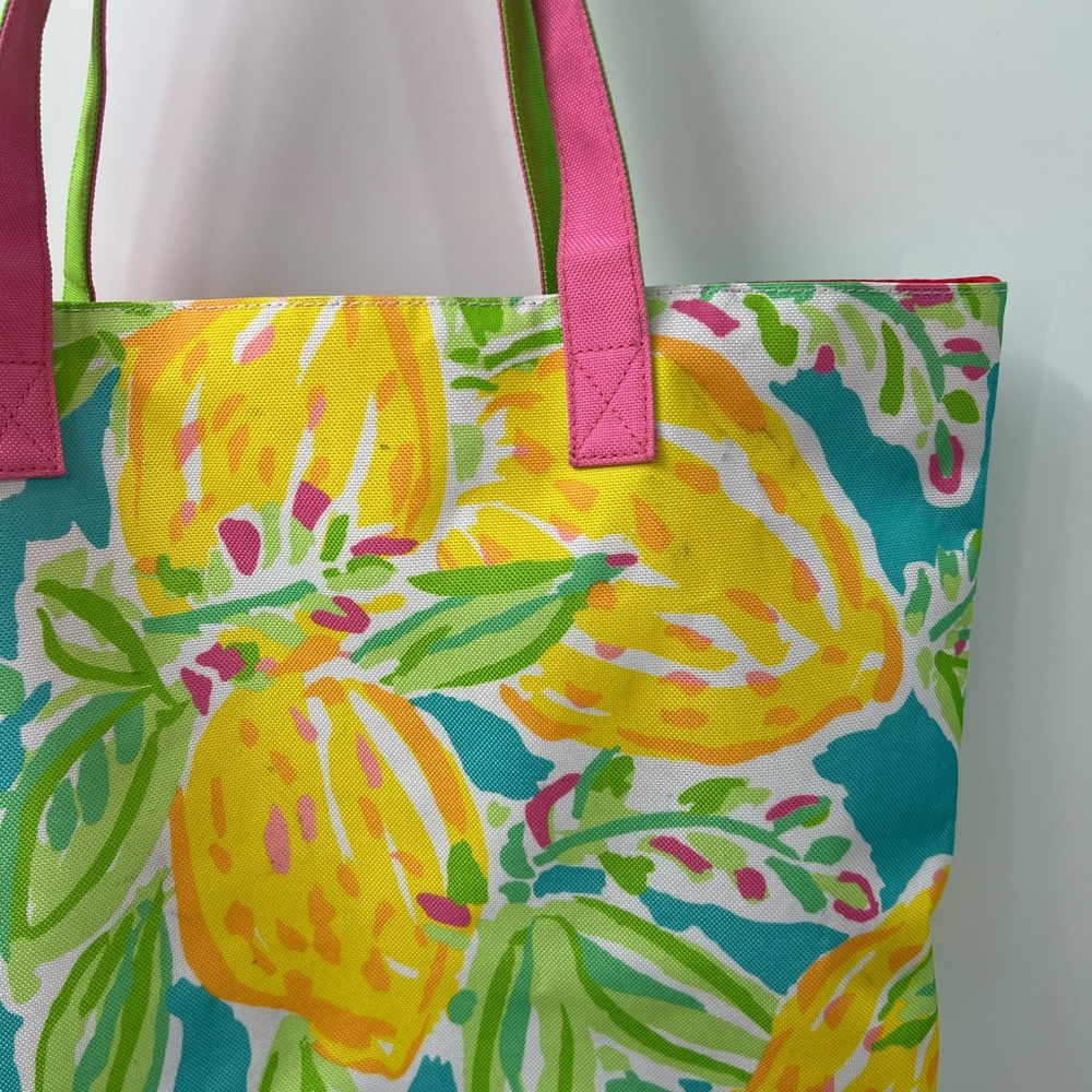 Lilly Pulitzer X Estée Lauder - Picture 6 of 12